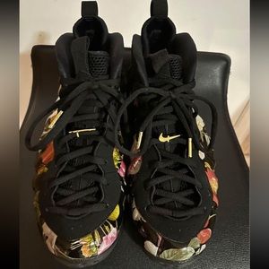 “AIR FOAMPOSITE ONE FLORAL”